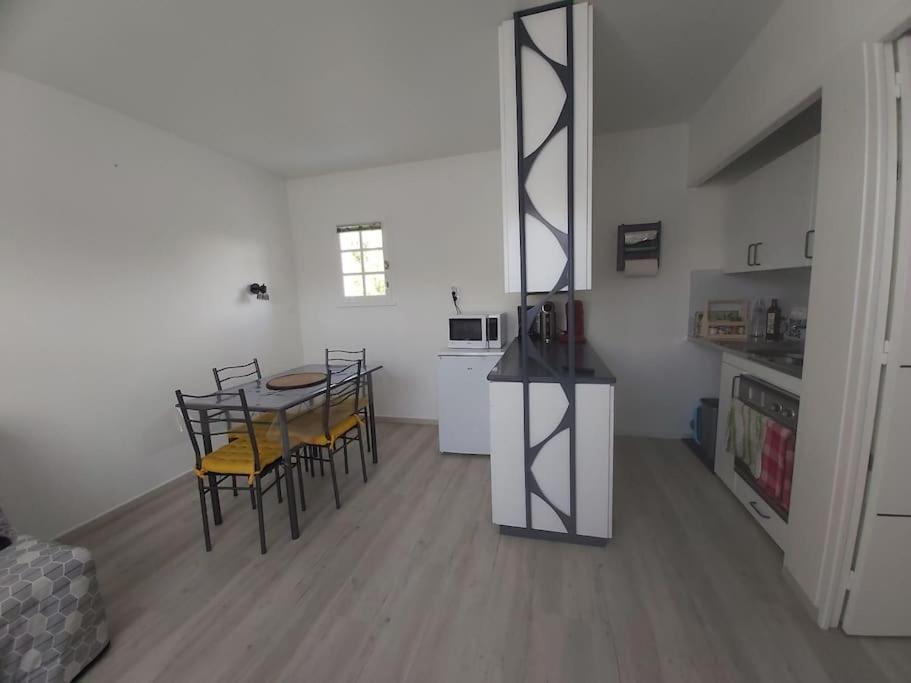 4 Pers. Bord De Appartement
